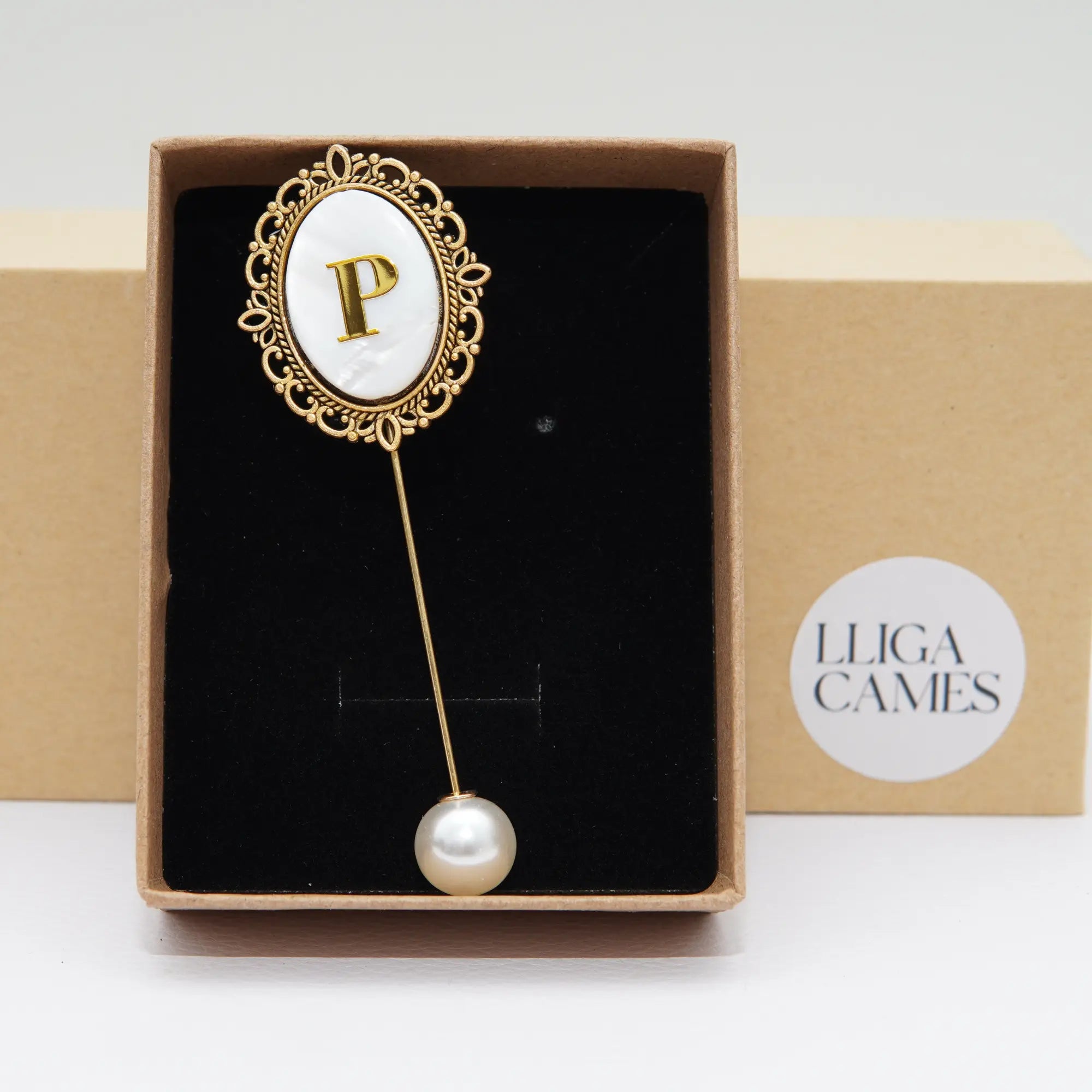 Aguja de banda Inicial dorado envejecido