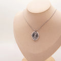 Collar acero inoxidable plateado de la Virgen de los Desamparados con piedras – Perlas