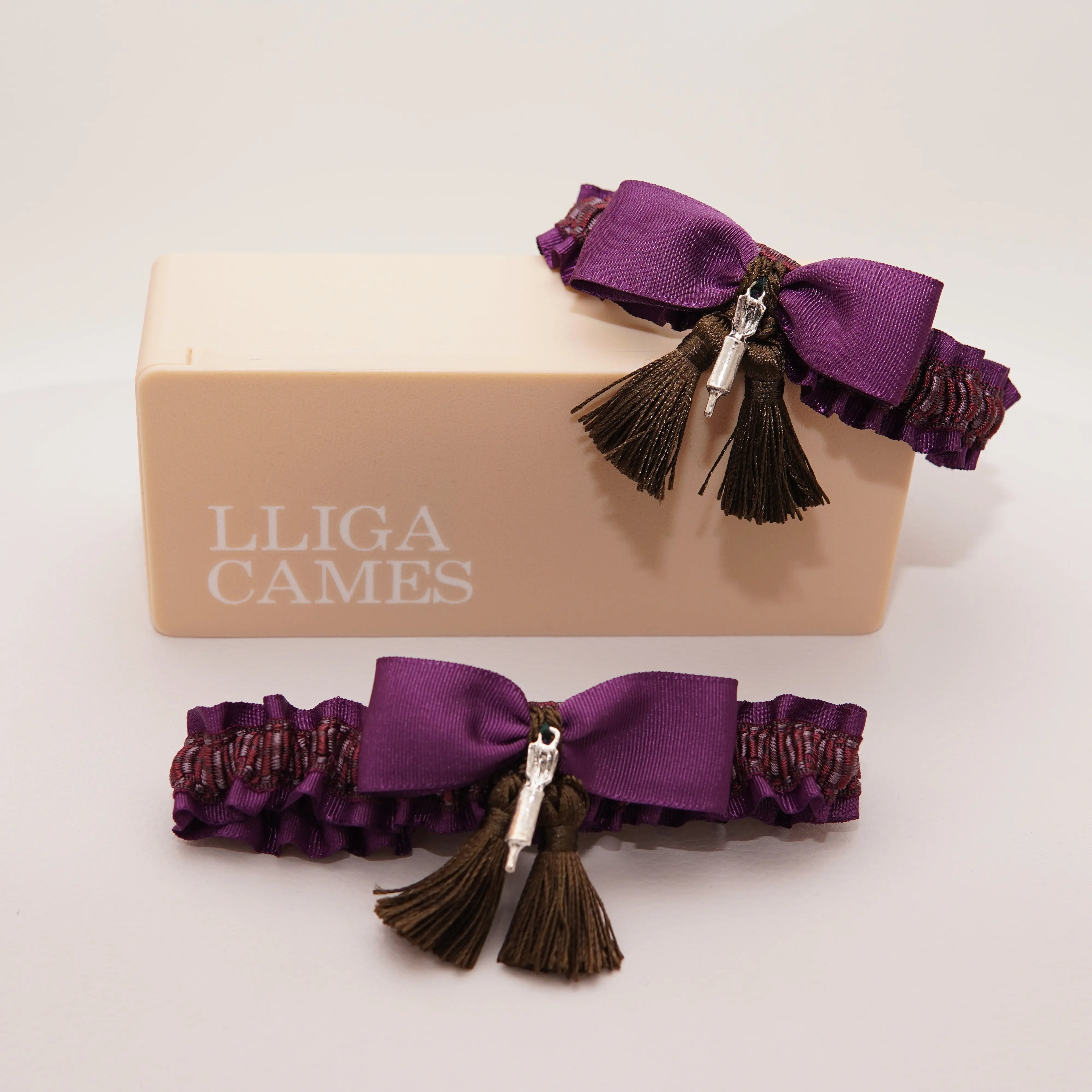 Lligacames Borles morado (medallas no incluidas)