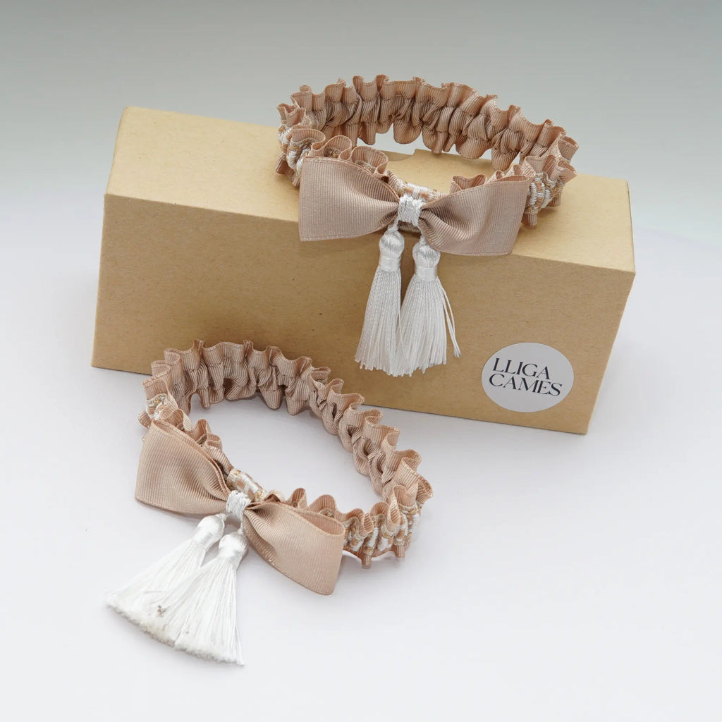 Lligacames Borles beige y blanco