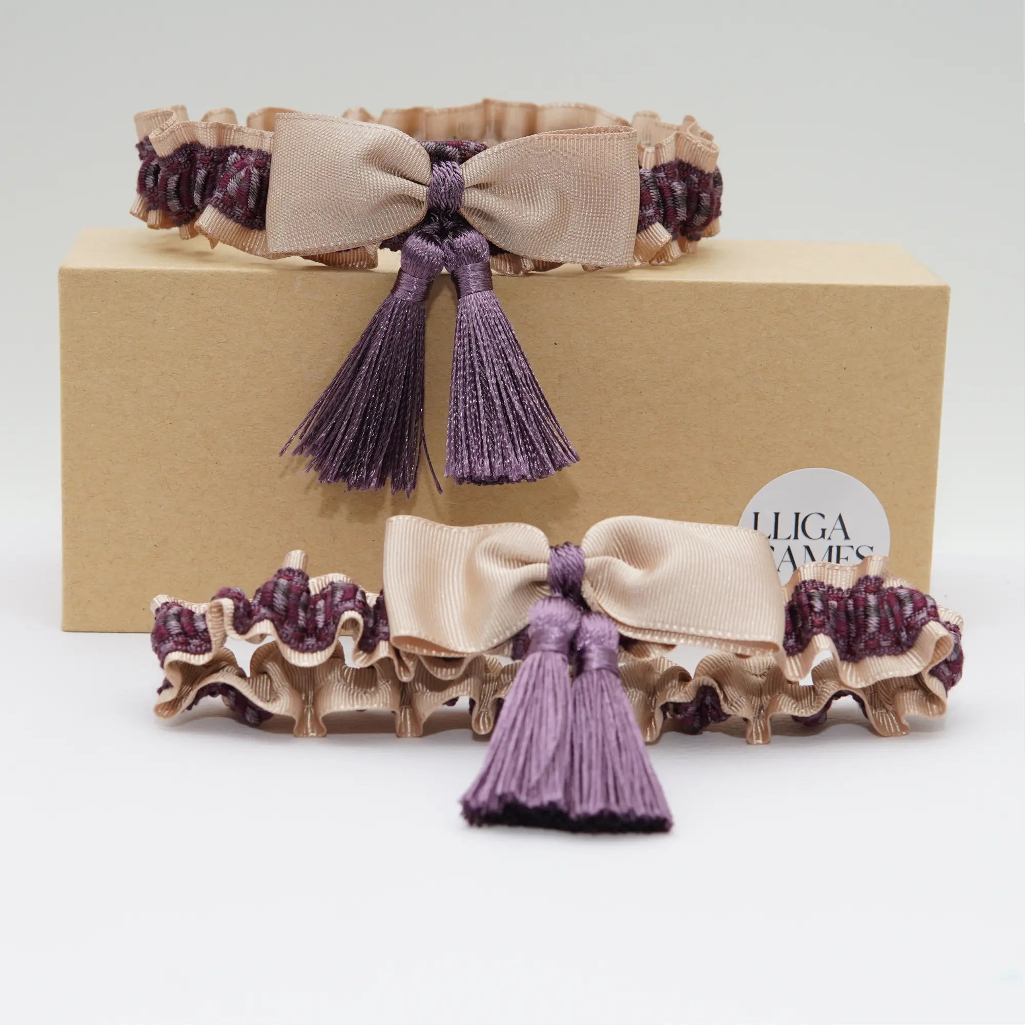 Lligacames Borles beige y púrpura