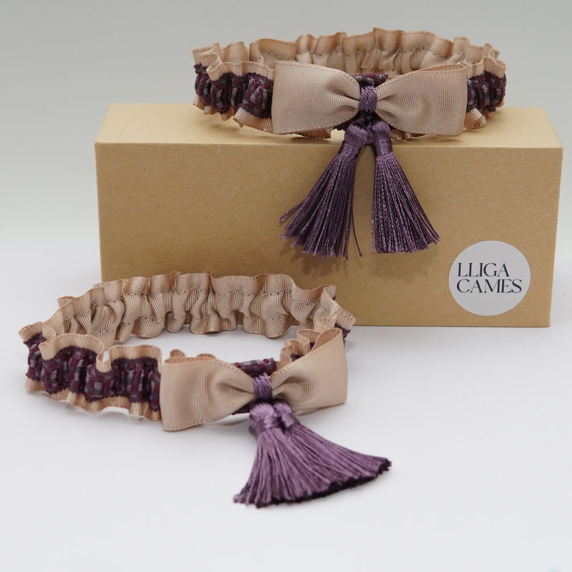 Lligacames Borles beige y púrpura