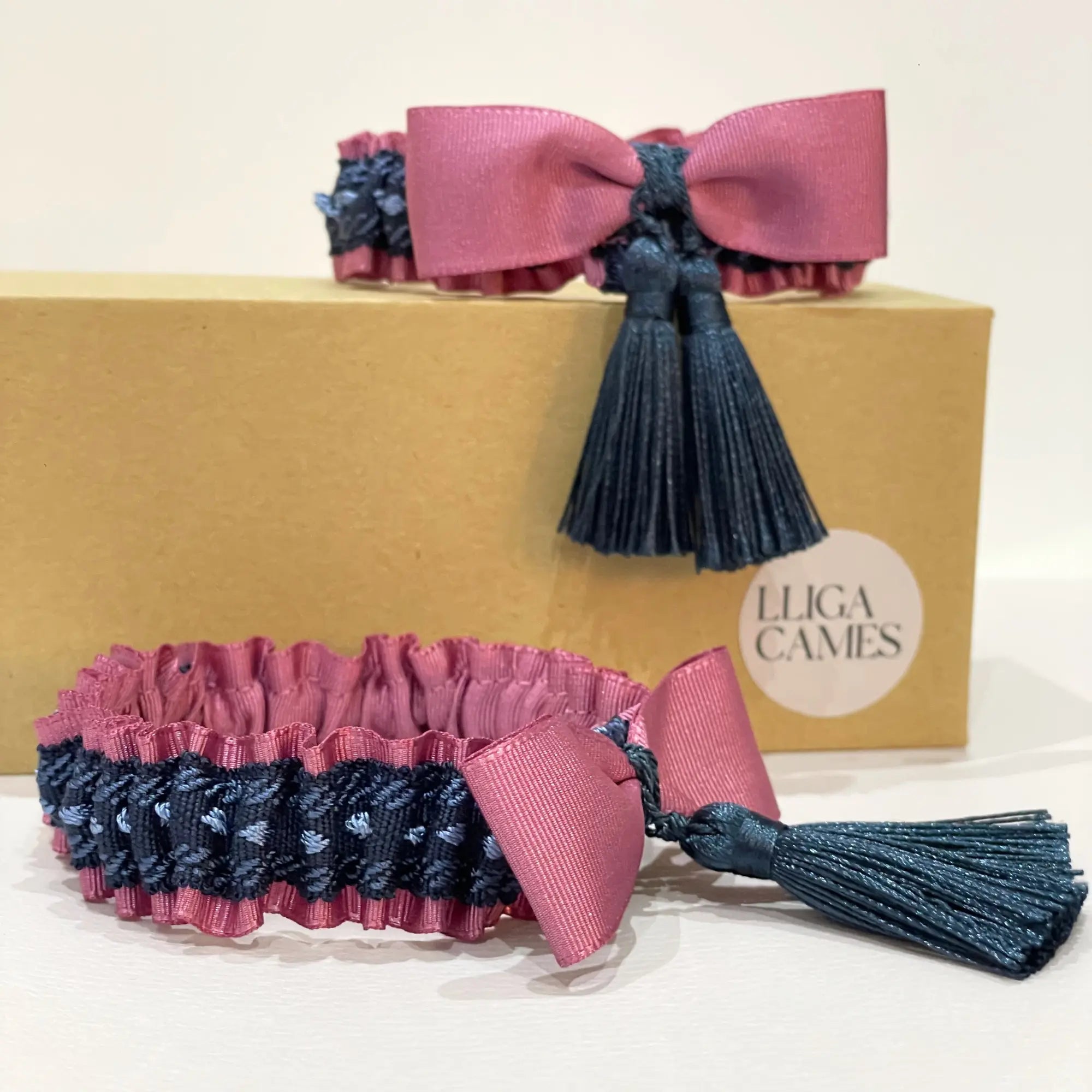 Lligacames Borles rosa y azul marino