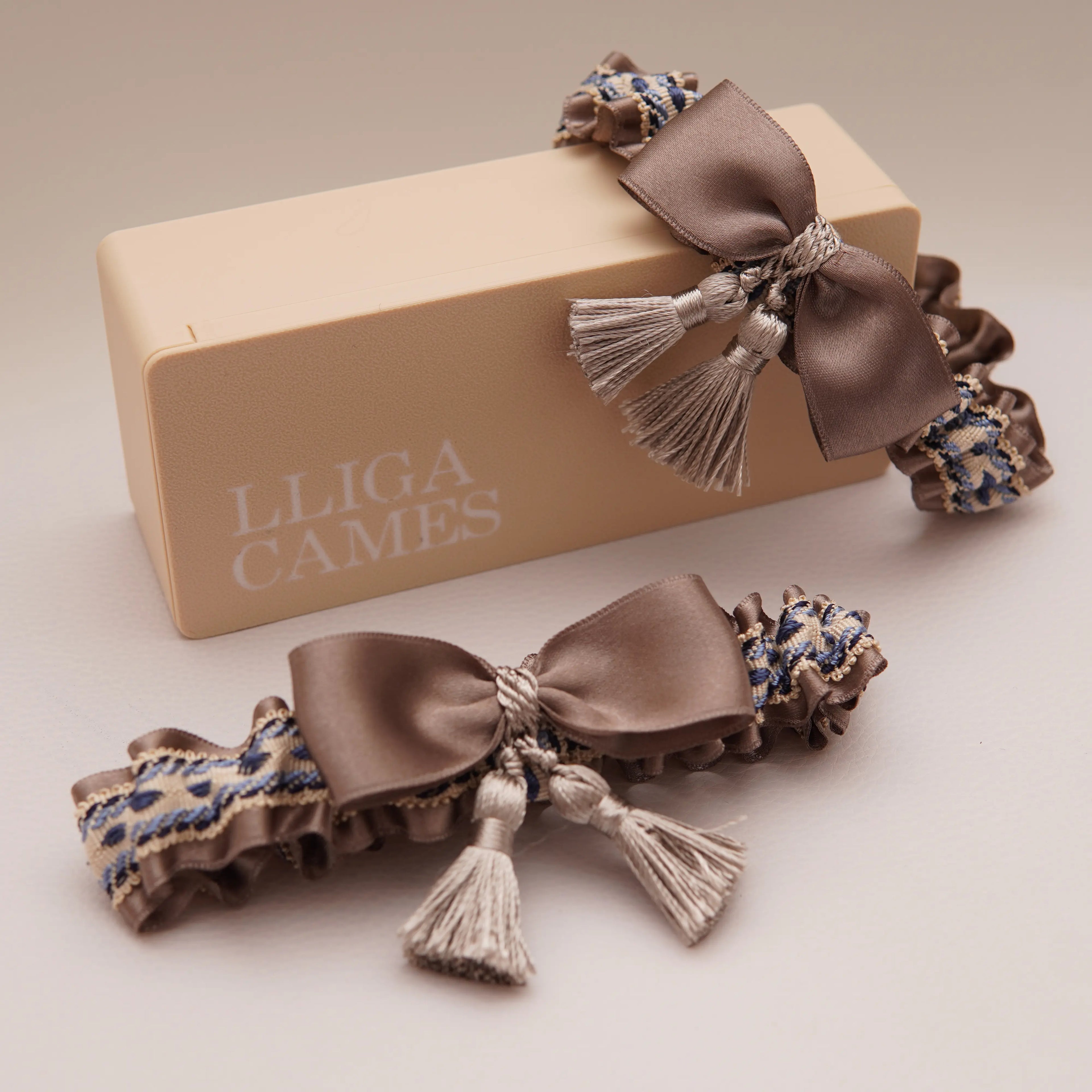 Lligacames Borles marrón topo y azul