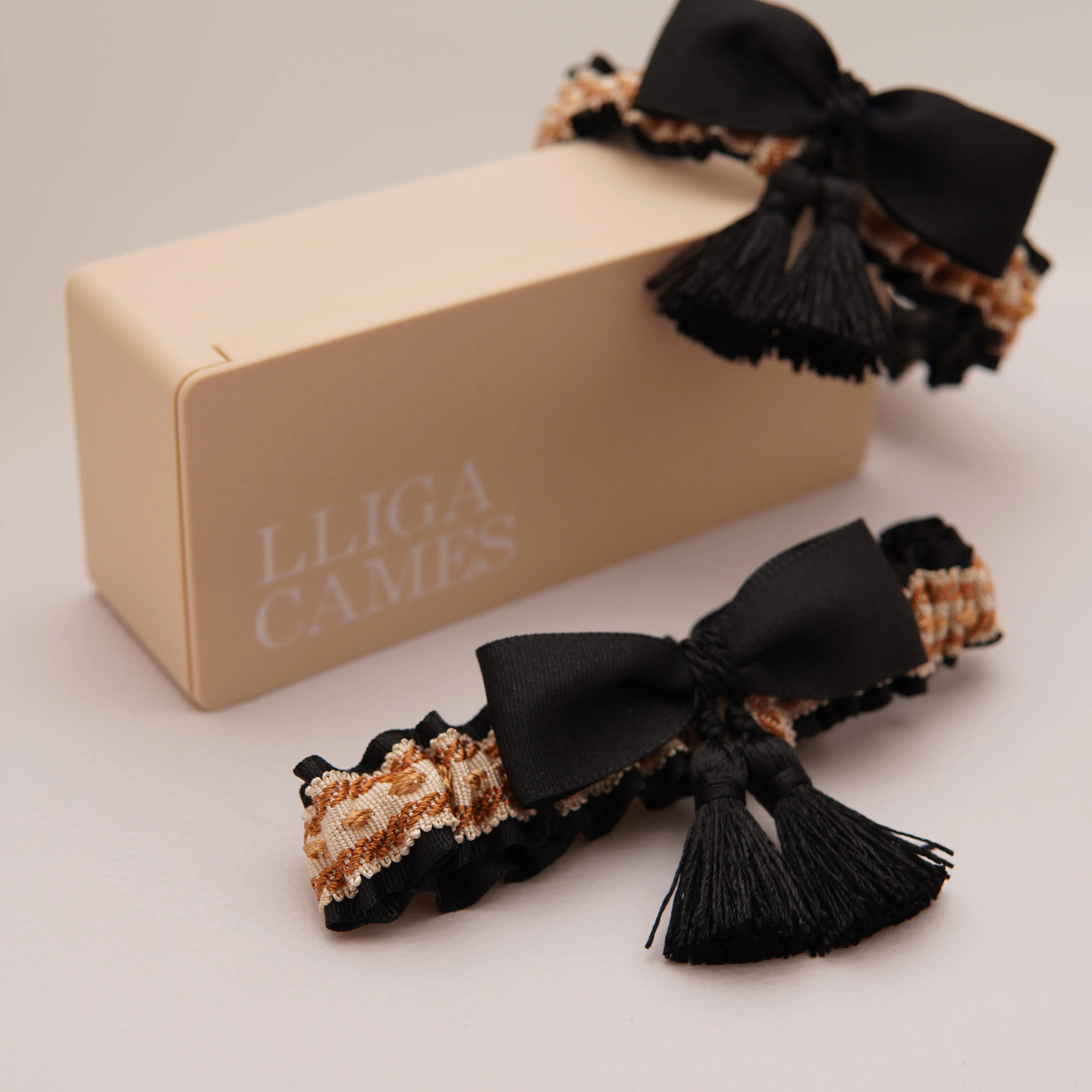 Lligacames Borles negro y ocre