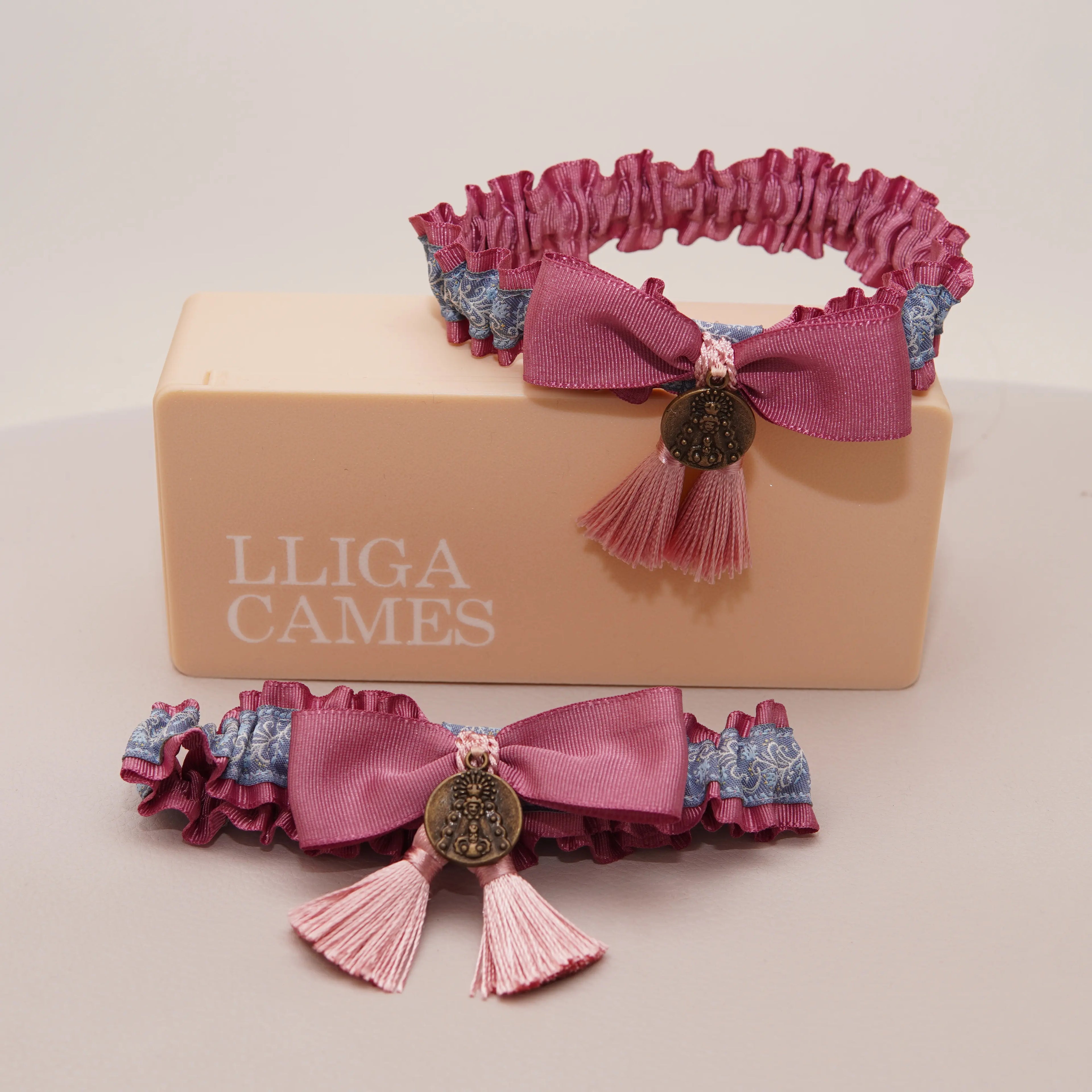 Lligacames Borles rosa y azul borlas rosa (medalla no incluida)